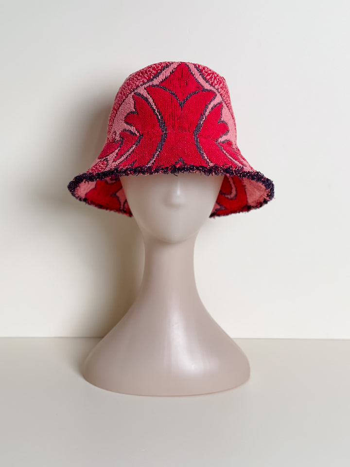The DUKE #202 MEDIUM features within the 'Hygge' collection by Re/lax Remade.