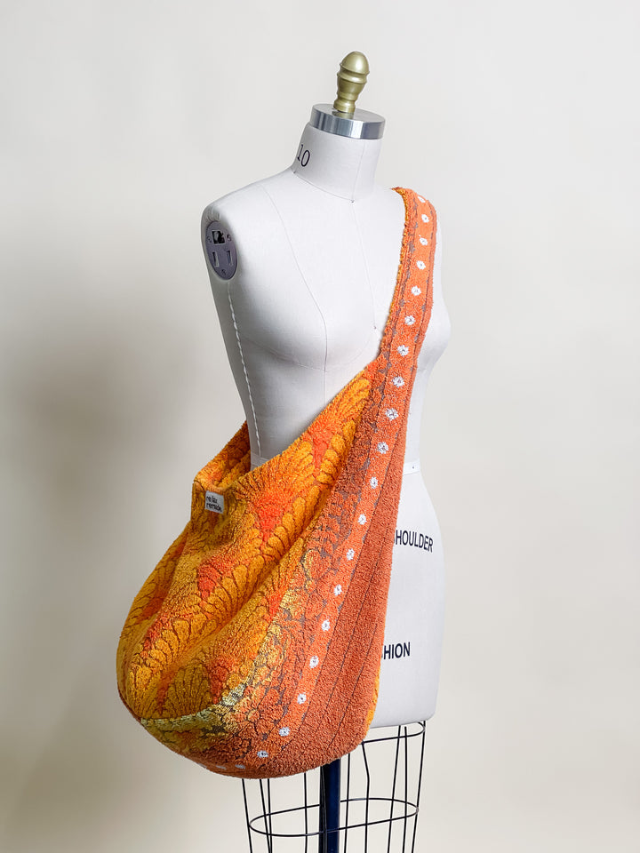 The HORSESHOE BAG #25 features within the 'Hygge' collection by Re/lax Remade.
