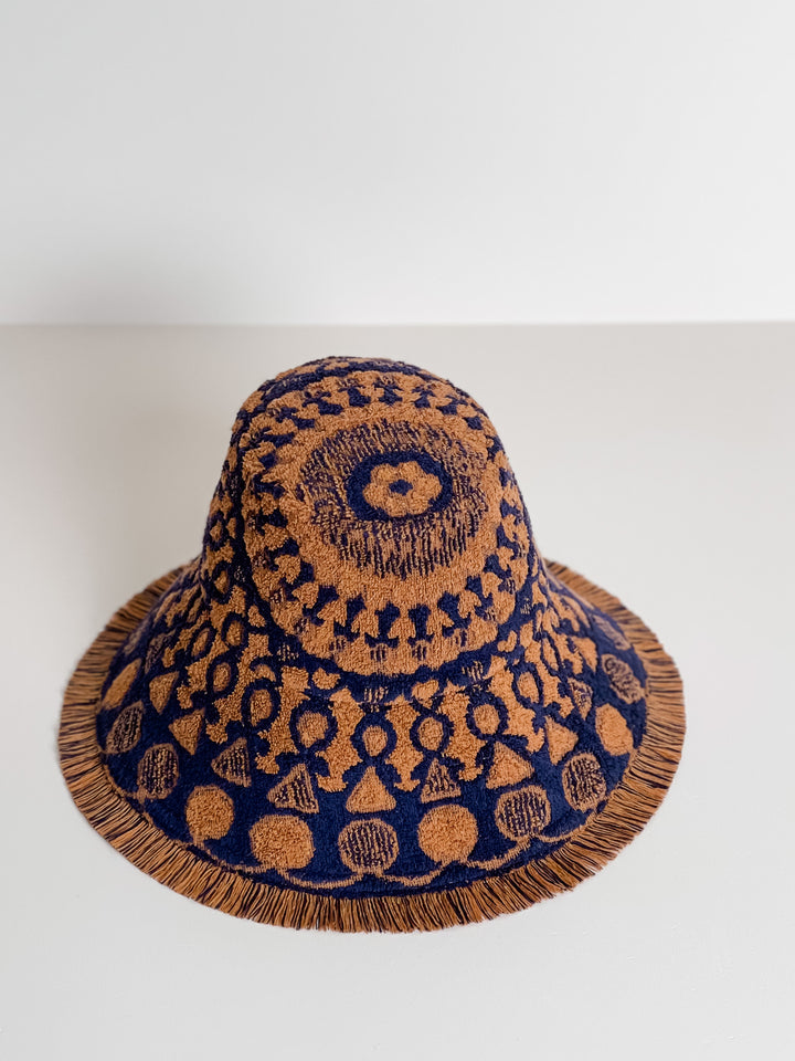 LUXURY FREYA #39 MEDIUM