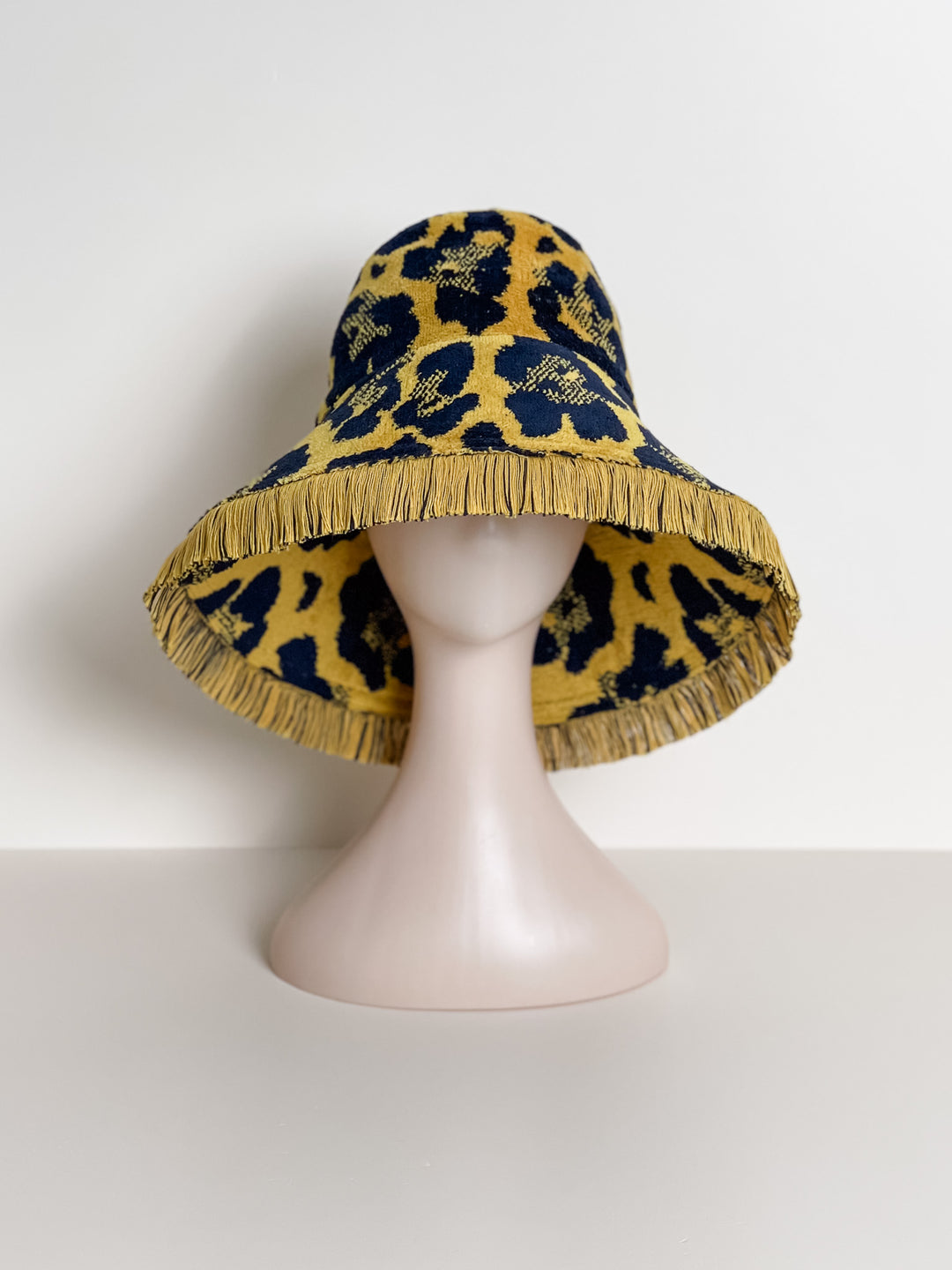 LUXURY FREYA #34 MEDIUM